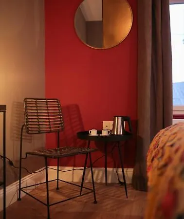 Hotel Des Arts 3*
