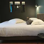 Hotel Des Arts 3*