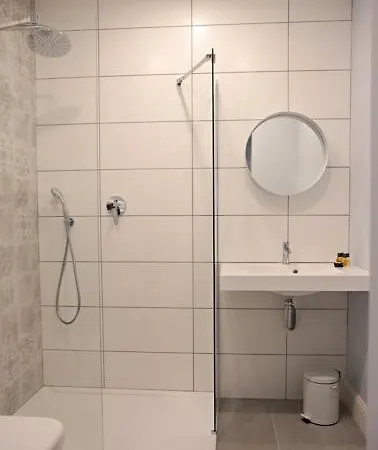 Hotel Des Arts 3*