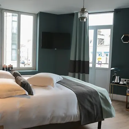 Des Arts Hotel 3*